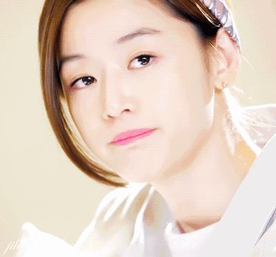 baby口红正红,baby同款口红橘粉