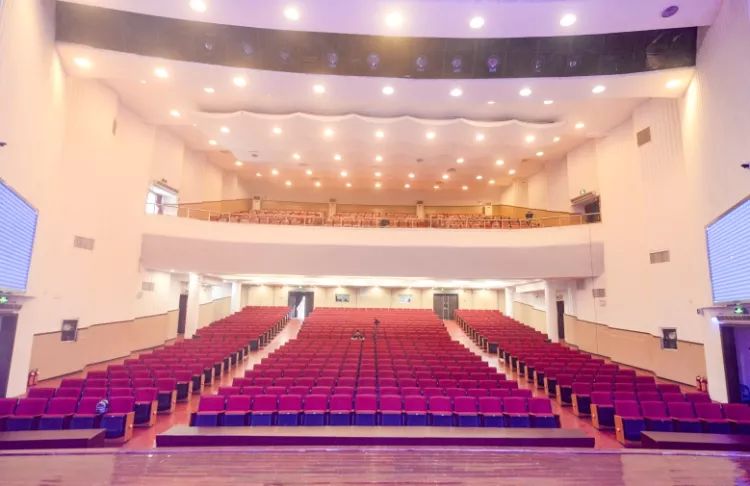 人民剧场二人转大舞台票价,人民艺术剧场