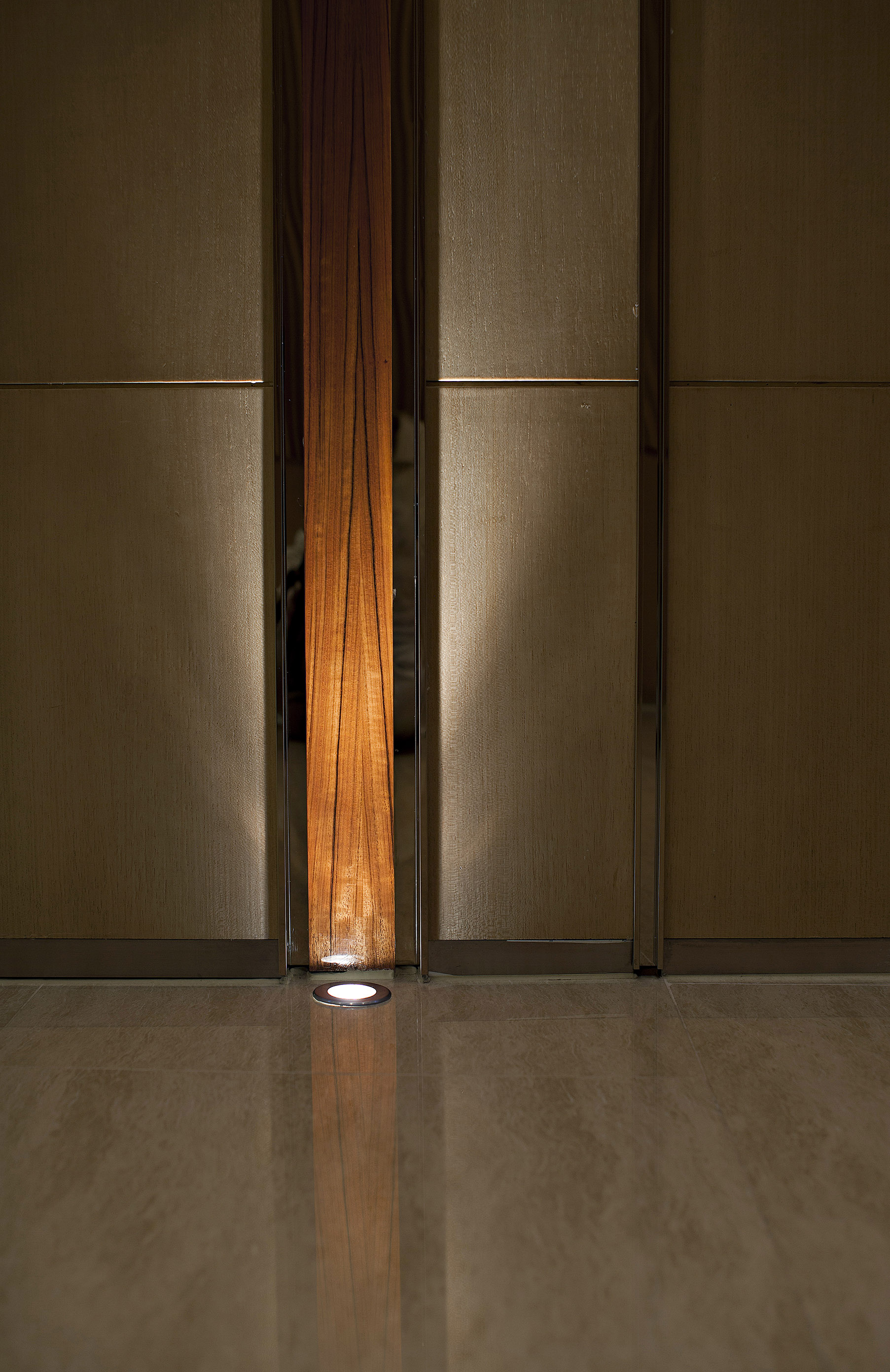 婢抽棬鍚夋簮姘寸枟,婢抽棬澹瑰彿姘寸枟