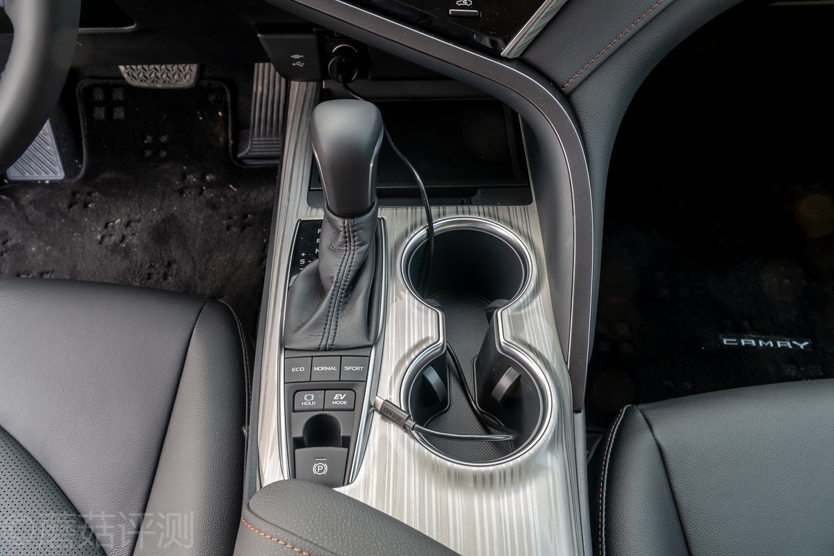 八代凯美瑞详细参数,凯美瑞那些你不知道的功能