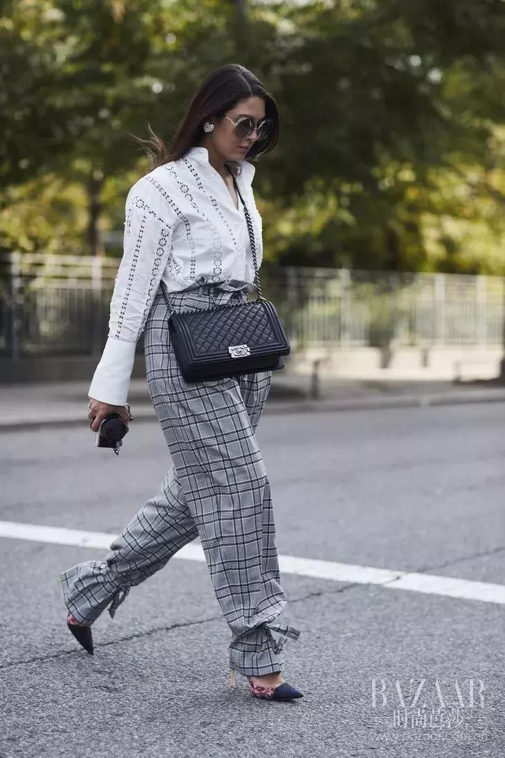 我拗了40分钟造型出门,怎么就败给了人家的一只裤脚?