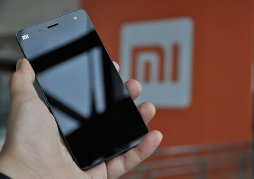 小米香港上市采访雷军,小米上市之路雷军