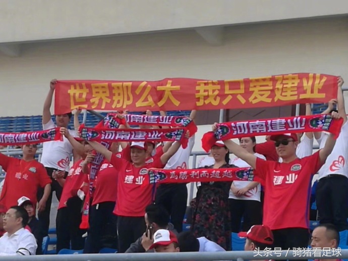 张外龙转会引援视频,建业董事长张外龙