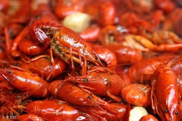 武汉高校有什么好吃的,武汉高校附近有什么美食