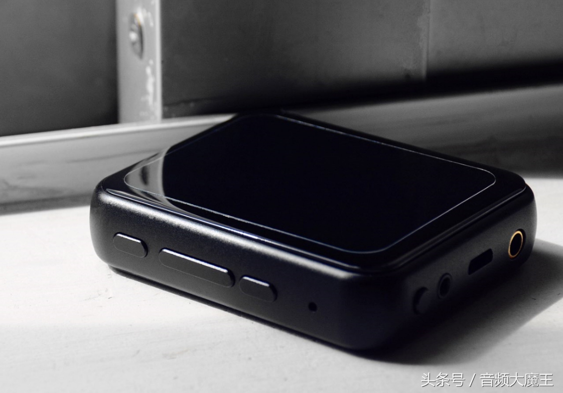 外观两面玲珑,售价599的学林IHIFI790拥有小巧鬼才之身