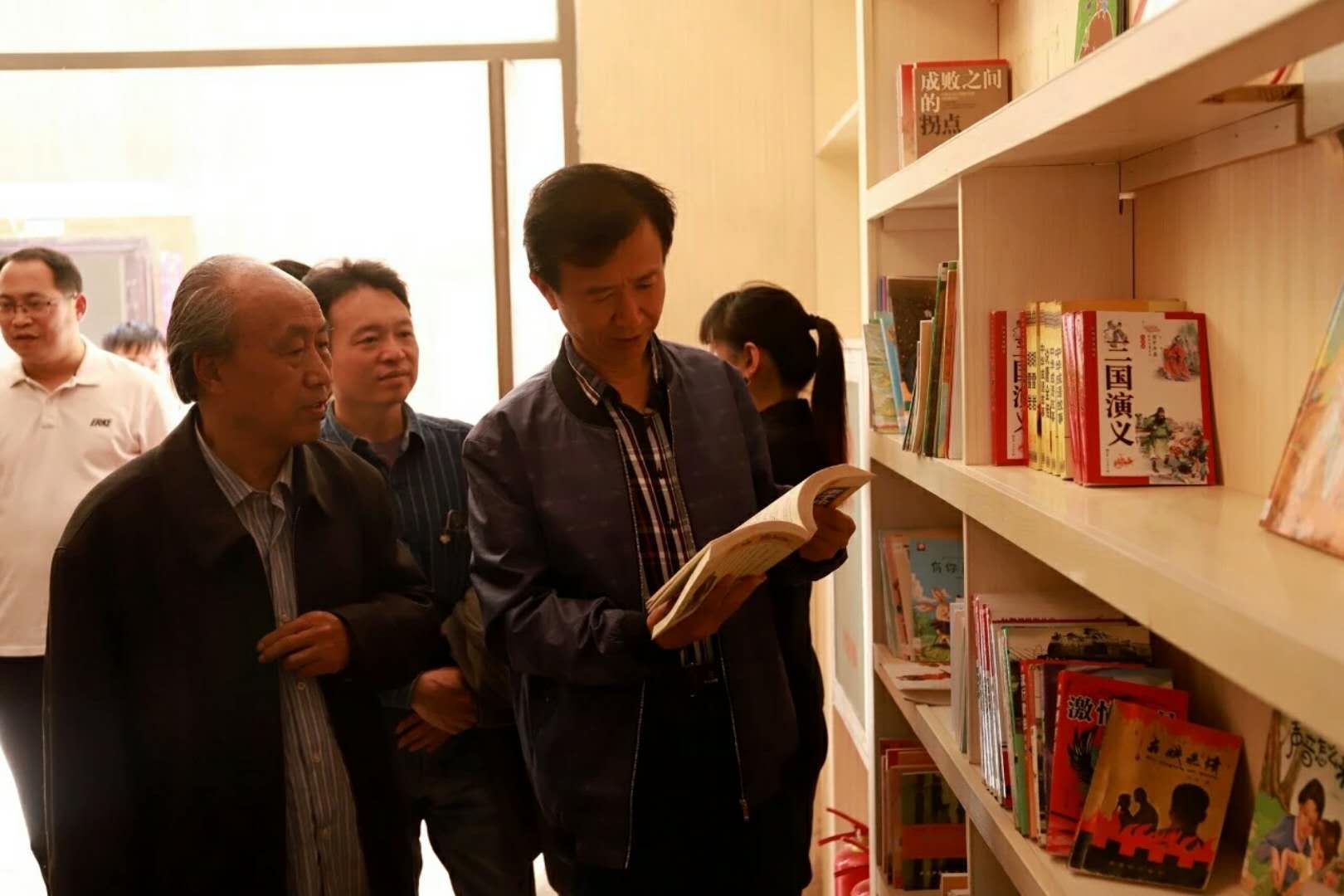 邯郸国学研究会凤凰城社区活动基地在大名揭牌