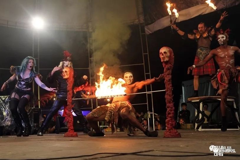 我看了场大尺度畸形人体秀，从此再也没睡过安稳觉！