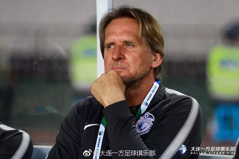 大连胜利视频,大连比赛胜利欢呼场面