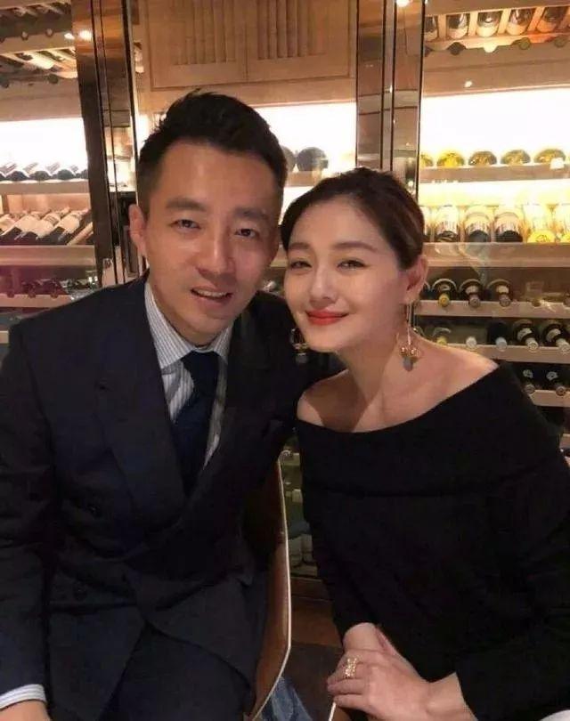 密思极恐！大S因怀死胎放弃三胎，应验替小S怀不健康宝宝的预言？