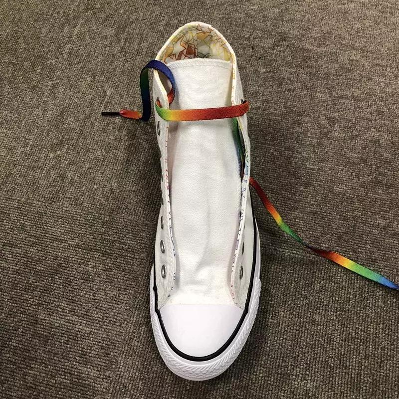 休闲鞋系鞋带方法简单又好看,今年最流行黑鞋系鞋带方法