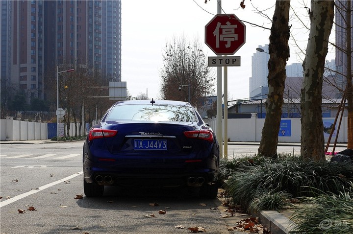 玛莎拉蒂ghibli2.0t加速测试,玛莎拉蒂ghibli标准版测评