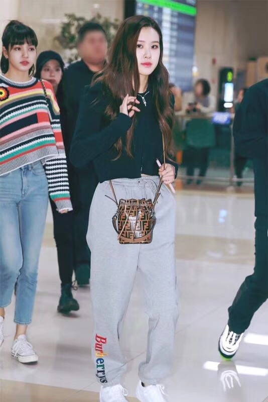 撞包不可怕!为你找到了今年夏天最出彩的包包赢过无数大牌