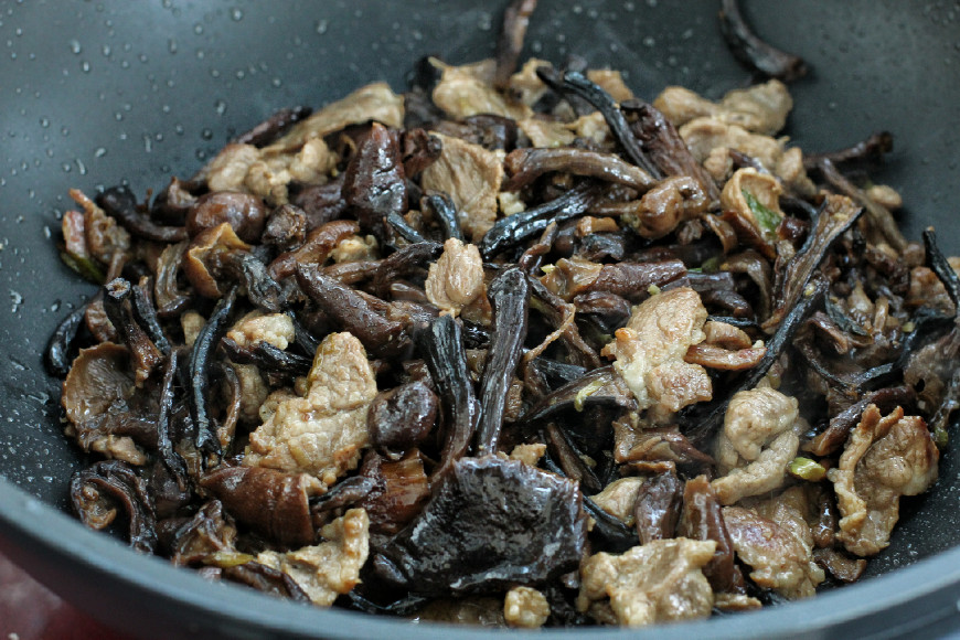 东北深山老林的美食,大山里的珍贵美食