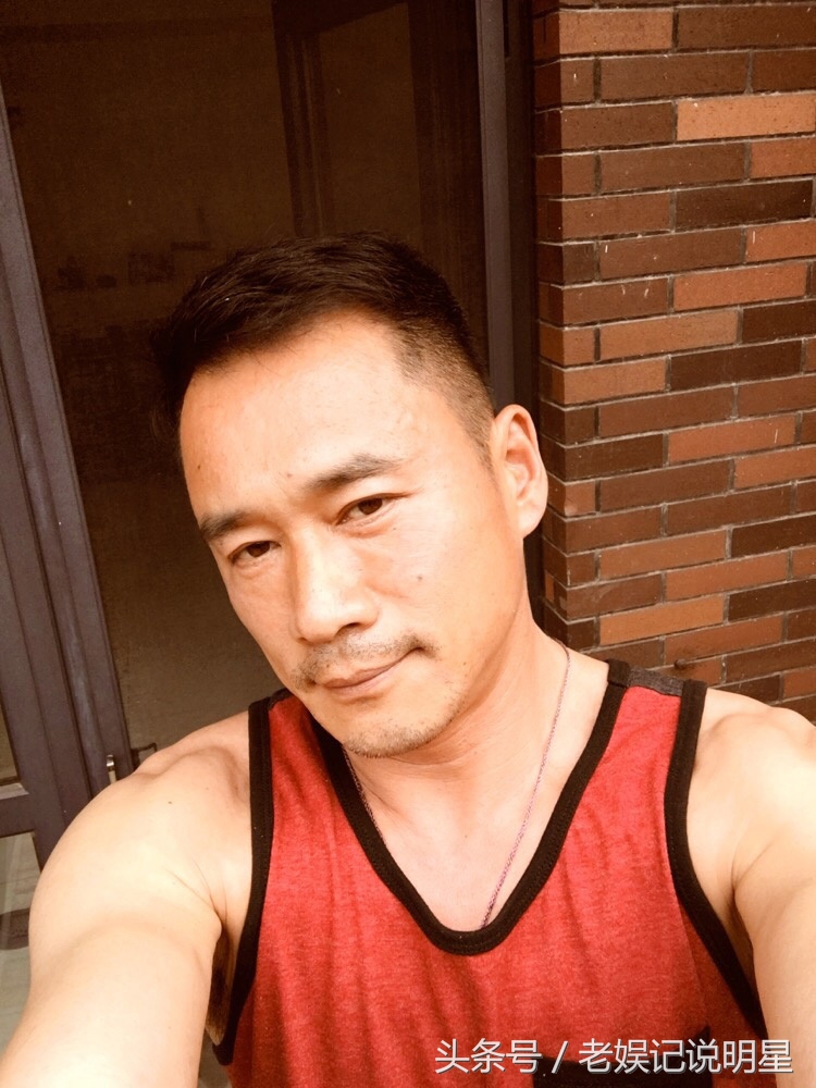 丁海峰战狼角色,丁海峰硬汉角色