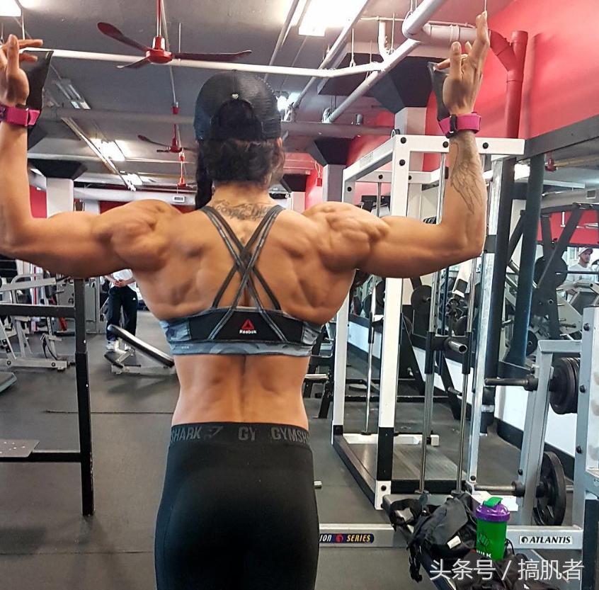 女性蝴蝶骨是什么样子的,蝴蝶骨是因为瘦吗