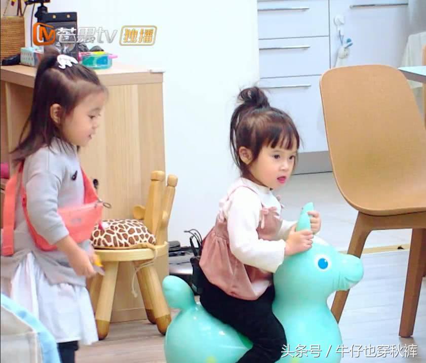 奚梦瑶送谢娜女儿礼物,奚梦瑶送谢娜手链视频