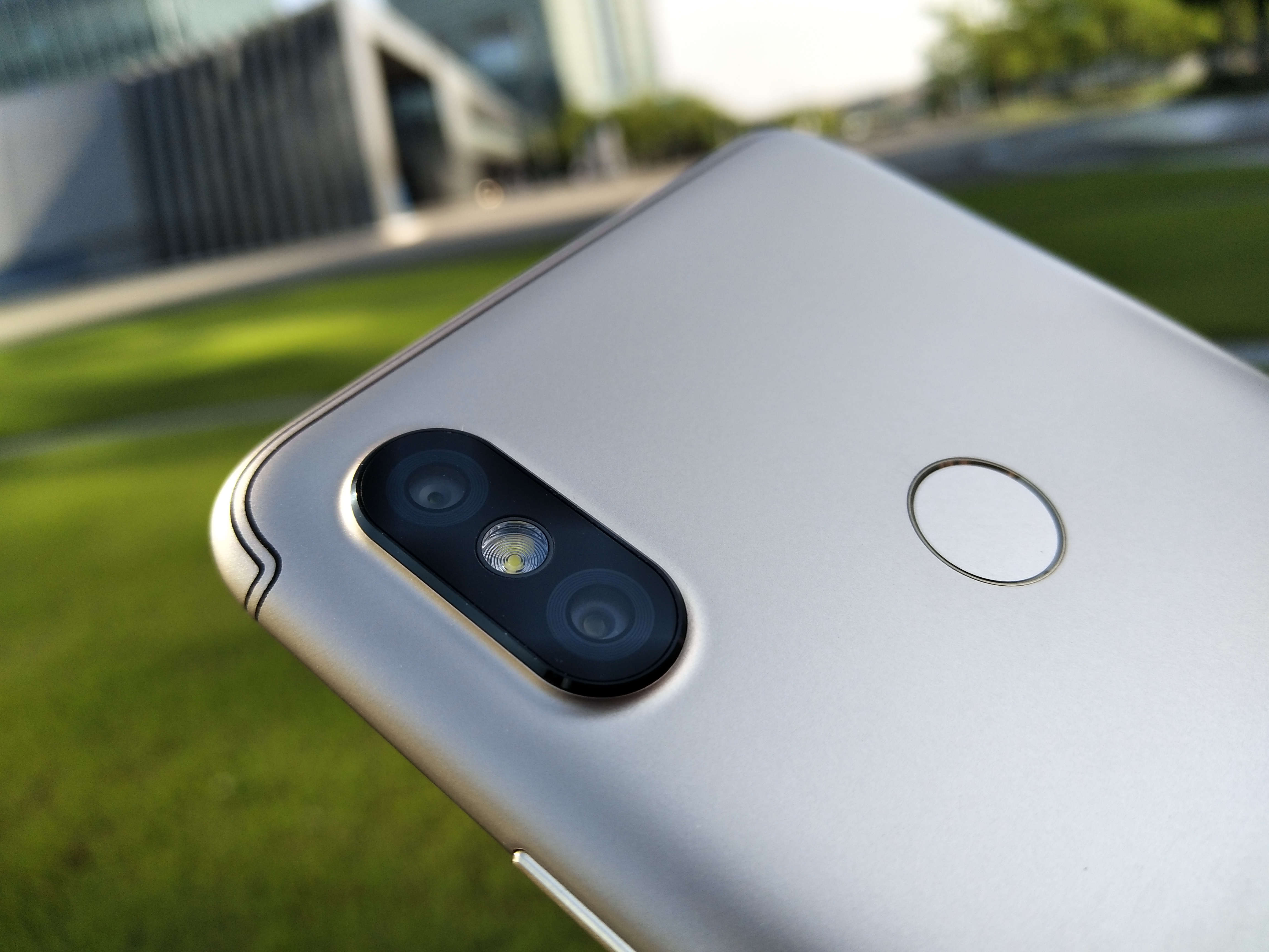 红米S2第一时间上手体验，是否值得购买？