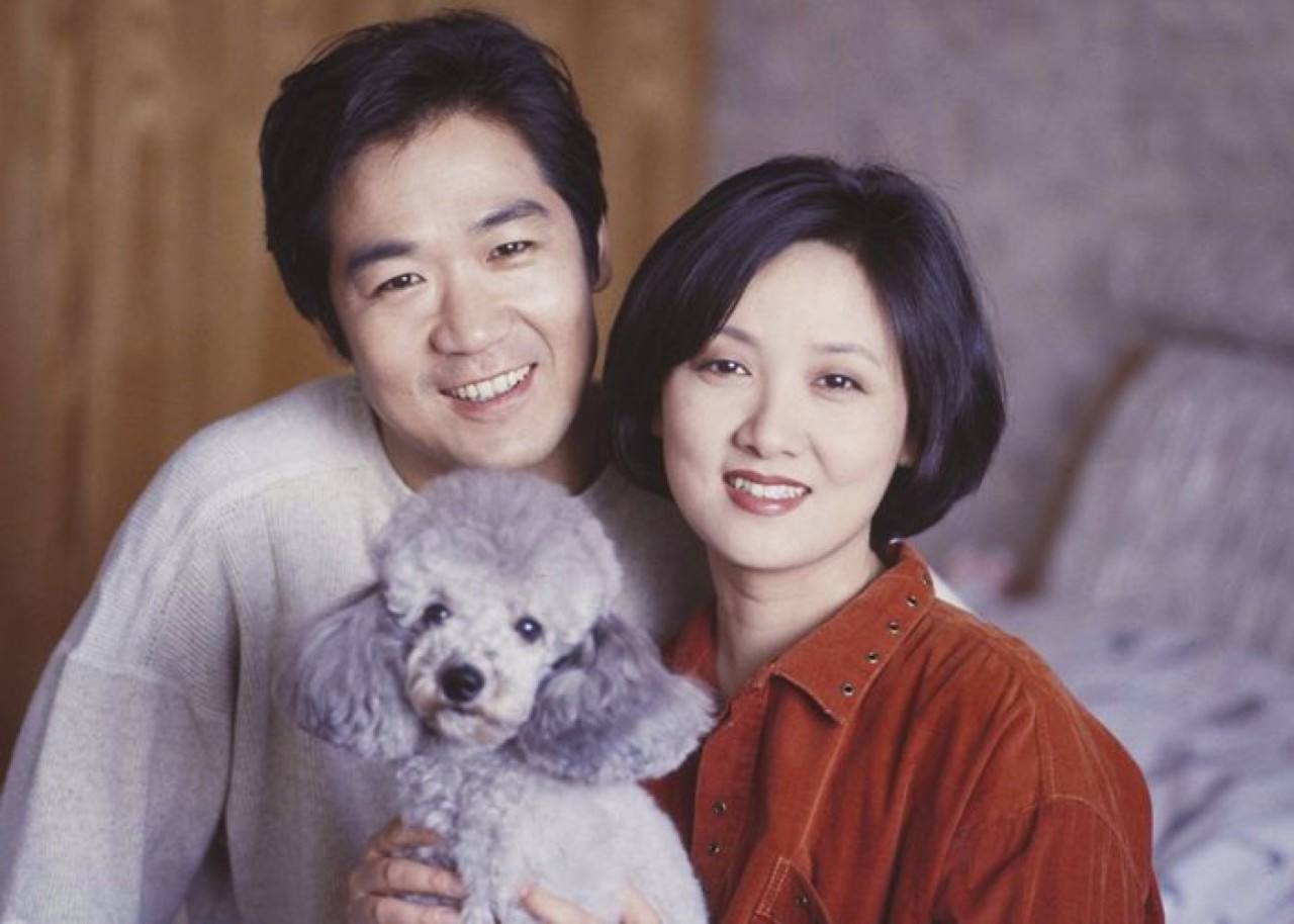 恩爱如初的十对明星夫妻,颜值最高的明星夫妻低调恩爱26年