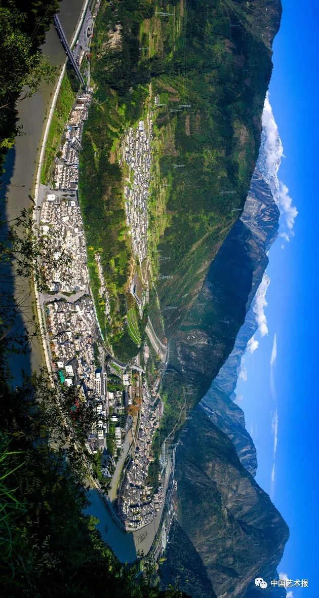 汶川大地震志愿者影集,汶川十年影像