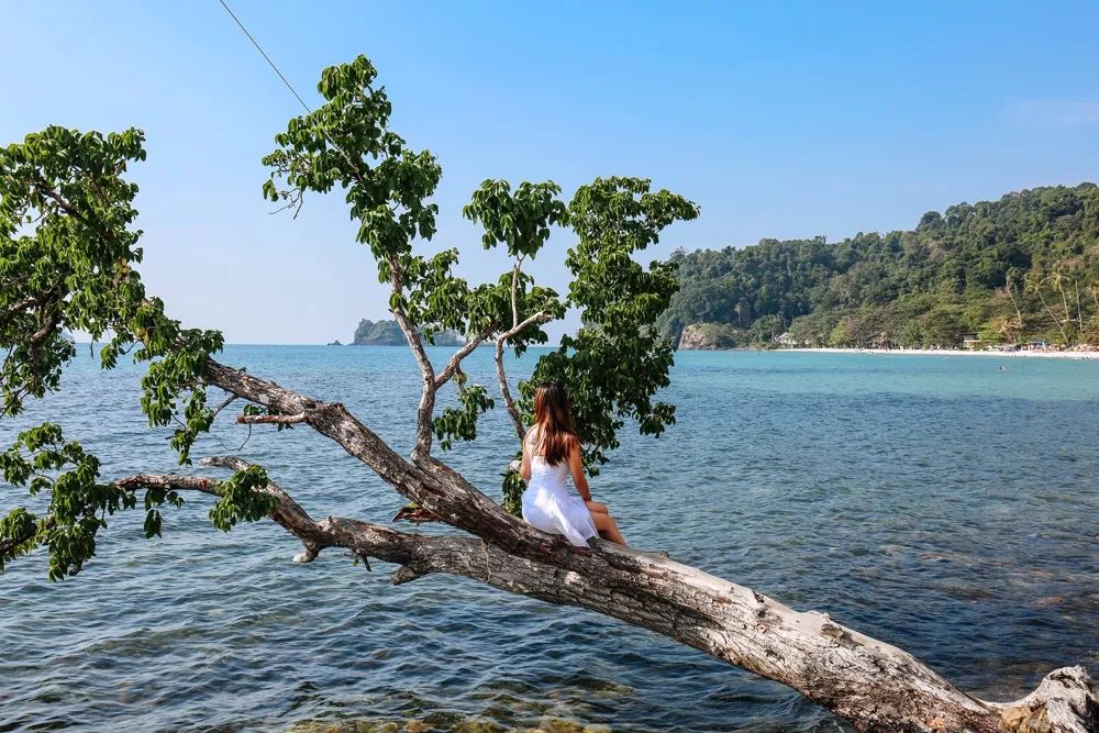 泰国文化礼仪之泰国水灯节,泰国超大水灯节