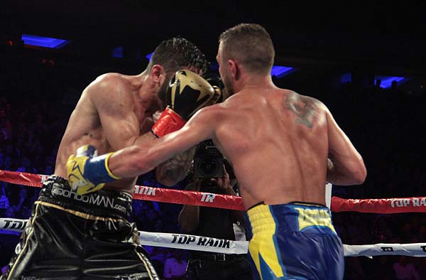 最新拳击洛马琴科争霸赛,洛马琴科羽量级拳王