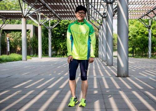 不要因为时光匆忙而忘记记录生活,我们应该珍惜时间而不是虚度时光