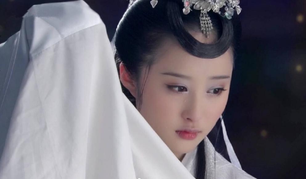 毛俊杰秀身材,毛俊杰身材傲娇美到让人心跳