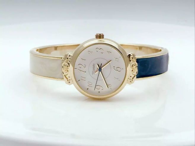 除了dw还有啥粉底液值得入手,除了机械表还有哪些手表值得购买