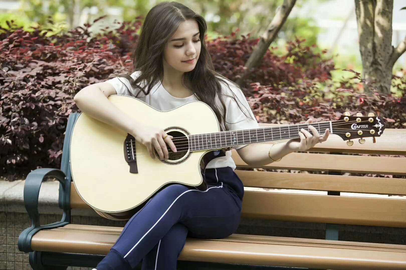 吉他初学者多大尺寸适合,女生初学吉他买多大尺寸的吉他好