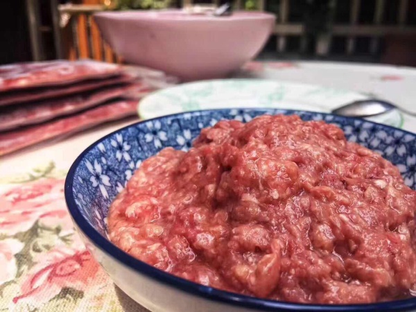 猫咪没精神不想动喜欢趴着,猫咪不爱喝水怎么办