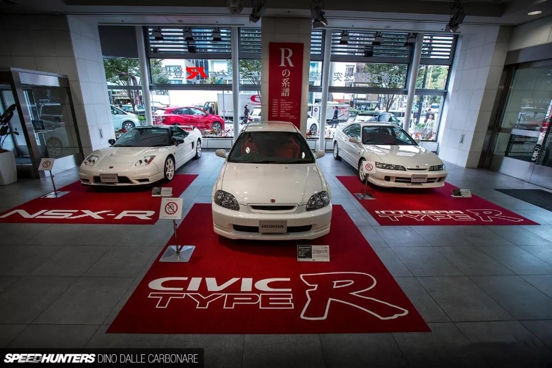 足球和汽车,足球阿森纳vs利物浦