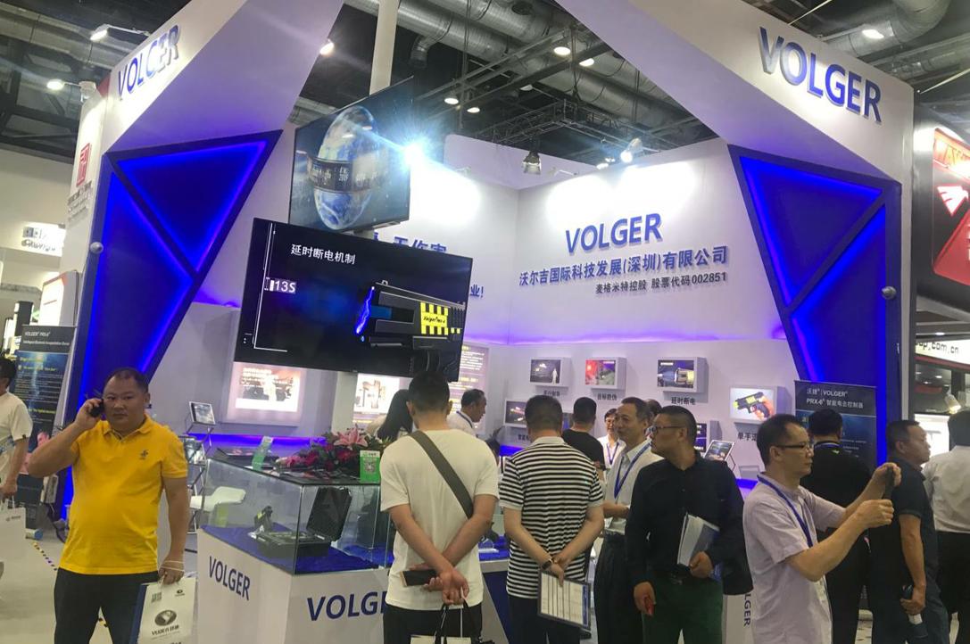 众星齐聚珠海航展,警博会新式装备