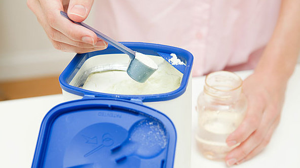 国外奶粉不适合中国宝宝是真的吗,国外奶粉不适合中国宝宝体质吗