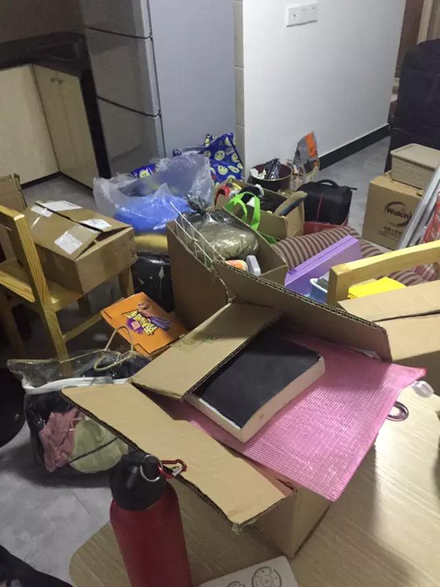 情侣租房装修改造,单身女性租房改造省钱又好看