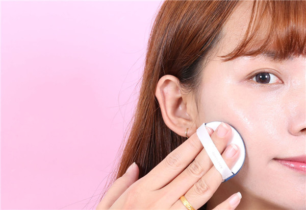 气垫bb霜好还是瓶装bb霜好,冬天适合bb霜还是气垫bb霜