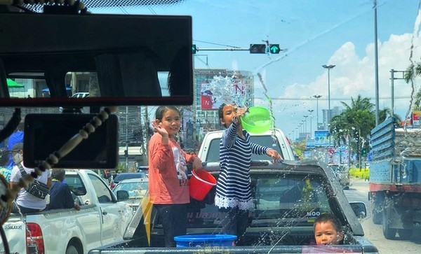 泼水节旅游详细攻略,泼水节应该去曼谷还是芭提雅