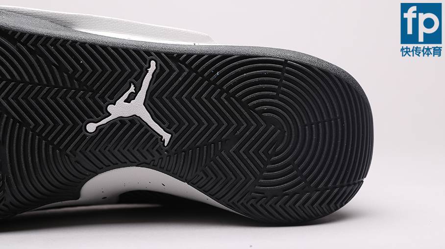 airjordanflylockdown白灰橙测评,jordanflylockdown偏大偏小