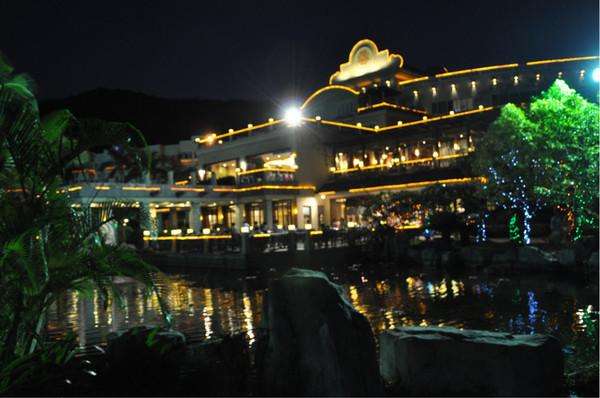 来三亚一定要吃的美食,来三亚为什么非要吃海鲜