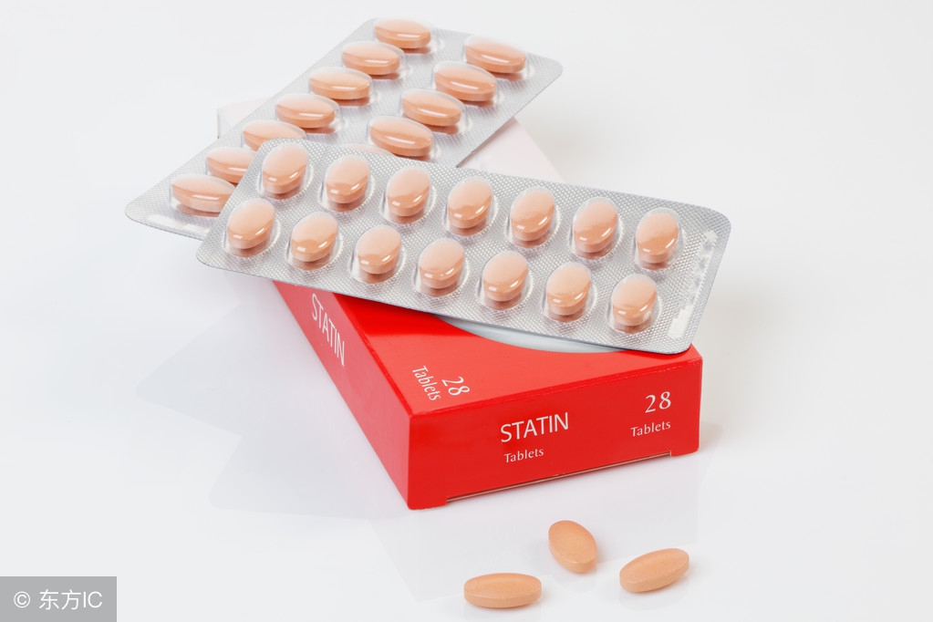 治疗高胆固醇血症应首选的药物是,简述高胆固醇血症的发病机制