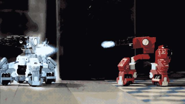 男友沉迷游戏不理你？用这台机器人射爆他啊