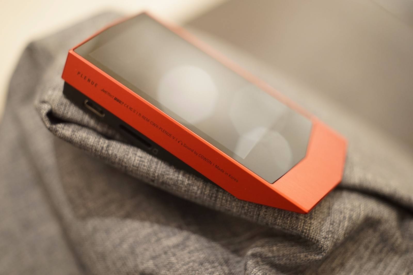 爱欧迪PV评测：超越苹果的音乐芯片，竟首发在这款*放播**器！