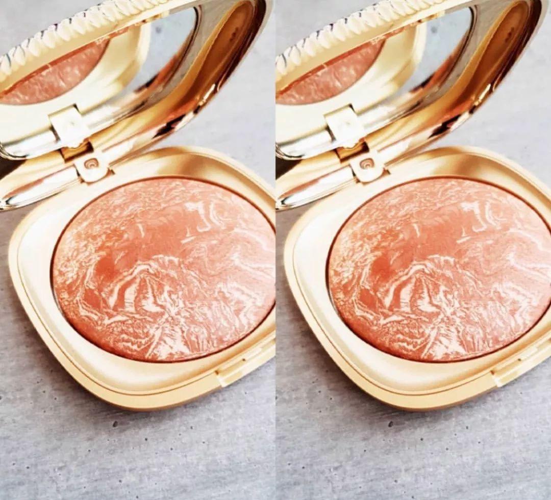 纪梵希口红发霉发黑长毛,纪梵希口红长毛是真的吗