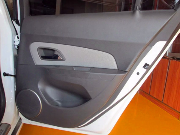 雪佛兰科鲁兹音响改装倒模,成都科鲁兹音响改装