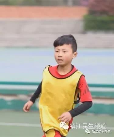 足球、腰鼓等30几个校级社团！这所学校的孩子，长大一定是全才吧