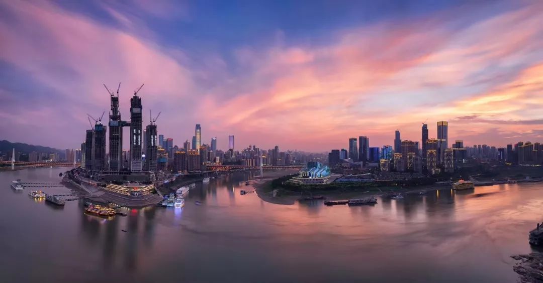 重庆夜景真的比香港好看吗,重庆夜景为什么比香港还繁华
