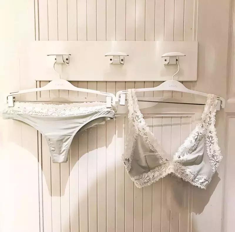 平胸怎么穿不尴尬,平胸怎么穿不空杯