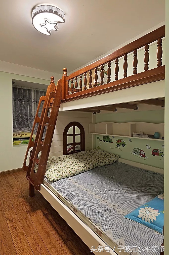 儿童两层床怎么选,两个孩子双人床怎么选