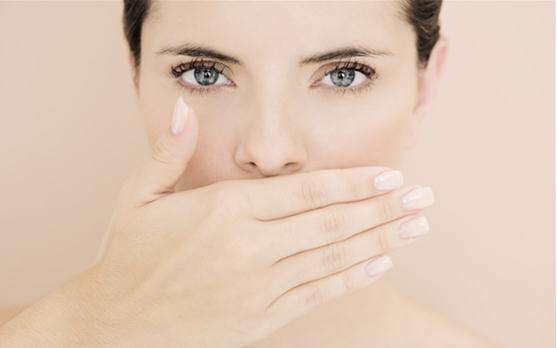 女生口臭的原因和治疗方法,女性口臭怎么调理喝什么茶