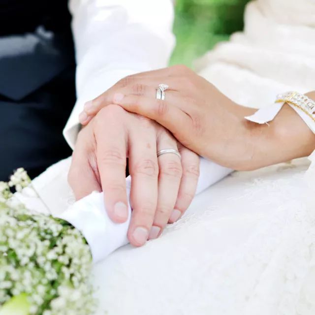 「Mariage」你知道在法国举行婚礼要花多少钱吗?