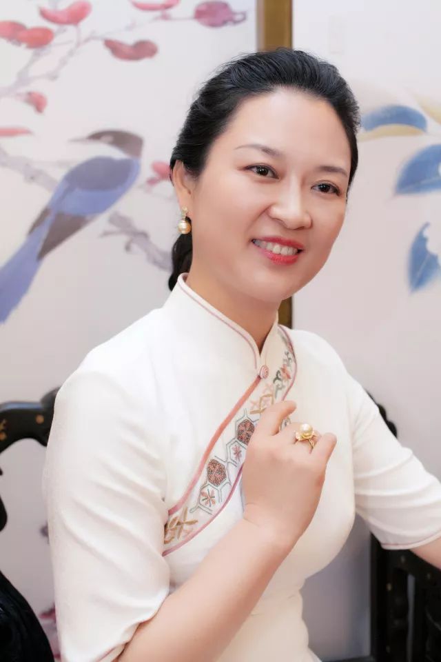 相与名姝绝世争艳世上风流